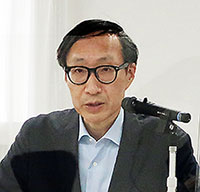 山口氏