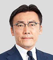 武山氏