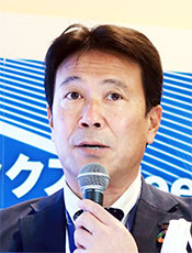 滝野十一氏