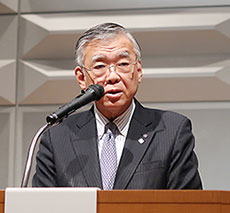 山本氏