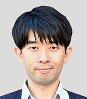 山田雄二氏