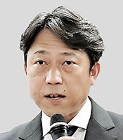 高田氏