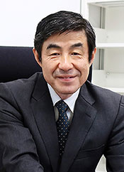 高倉氏