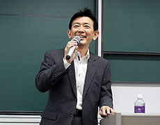 染川氏