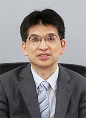 内山博之氏