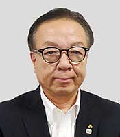 西井政彦氏