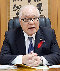 武見氏