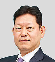 高木氏