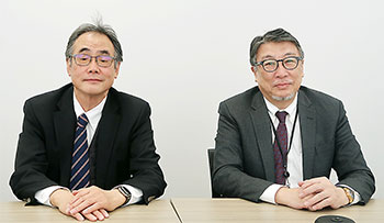 左から岩渕氏、亀井氏