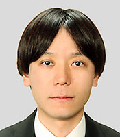 小島慧一氏