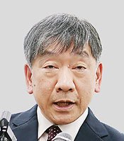 高橋氏