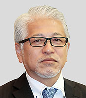 高野氏