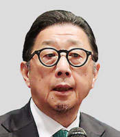岩月氏