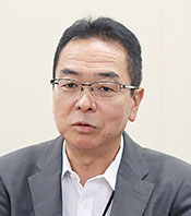 佐藤氏
