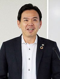 國光氏