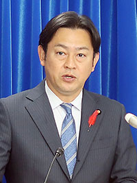 福岡氏