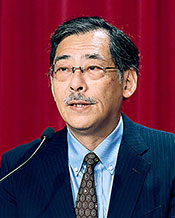 岩坪氏