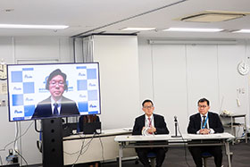 左から石黒氏、藤原氏、安田氏
