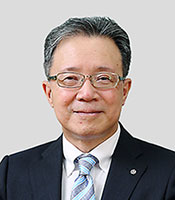 川村氏