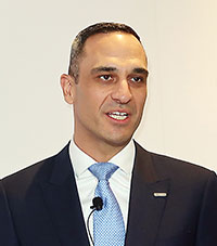 プリシーノ氏