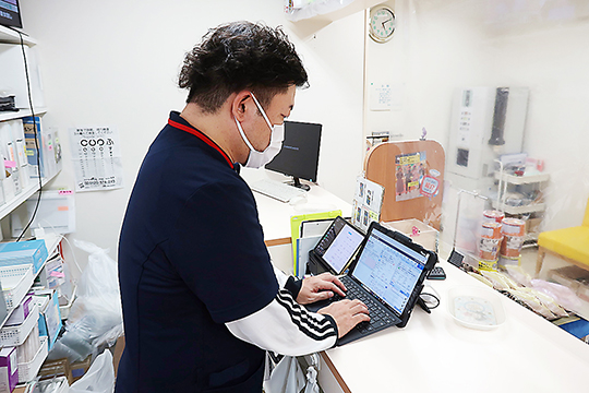 薬歴作成などの業務効率化につながっている