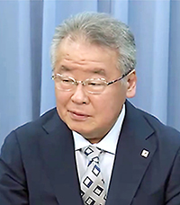 井上氏