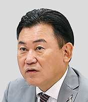 三木谷氏