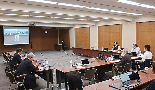 中央社会保険医療協議会入院・外来医療等の調査・評価分科会