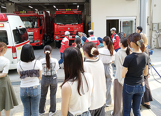 消防署で救急医療と減災対応を体験