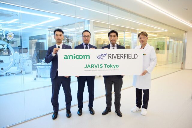 写真左から堀江氏、小森氏、只野氏、田村氏