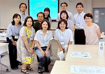 下段中央が影山さん。その後方に現在の大学院指導教員の堀井講師。今の大学院進学のきっかけに