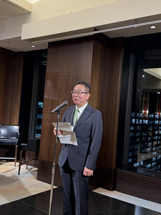 佐藤大作審議官