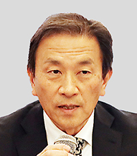 塚本厚志氏