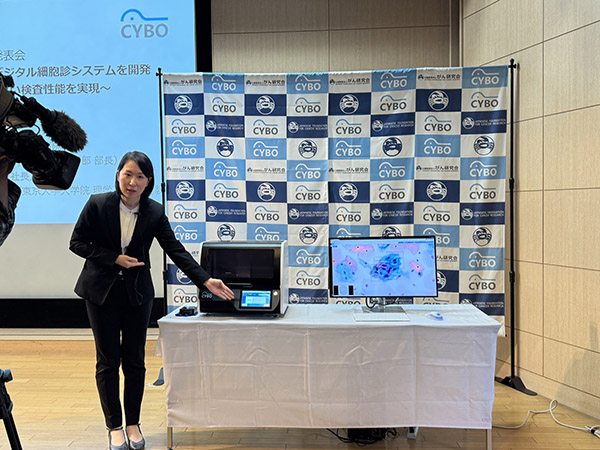 細胞診システムの実演