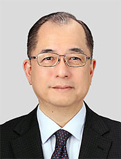 平井友行氏