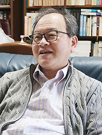 加藤氏