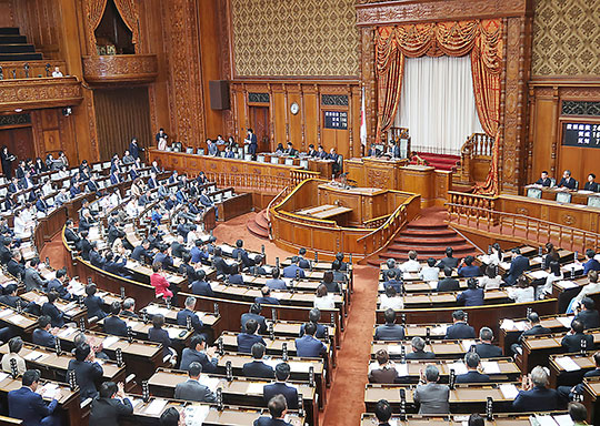 参議院本会議
