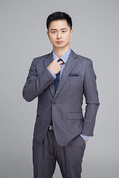講演者(Dr. Derek Chen)