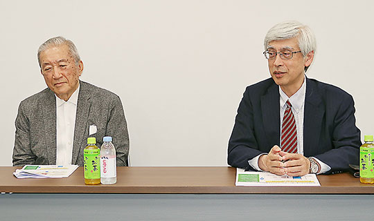 左から共同代表の長野氏と武田氏