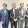 日病薬新執行部体制（左から3人目が武田会長）