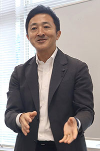 鈴木会長