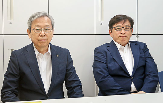 左から竹内会長、杉本副会長