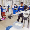 ヒューマノイドロボットに動作を行わせ学習用の元データを生成する