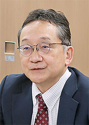宮崎敦文氏