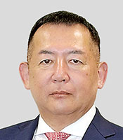 内海氏
