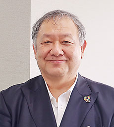 佐藤氏